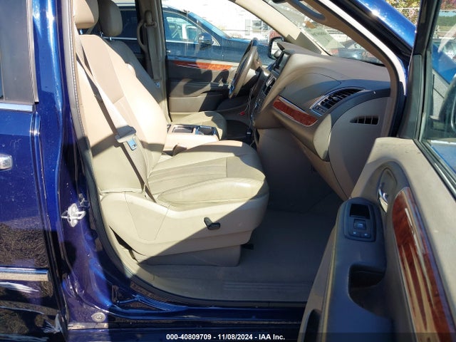 2C4RC1CG1FR674363 Chrysler Town & Country Touring-l