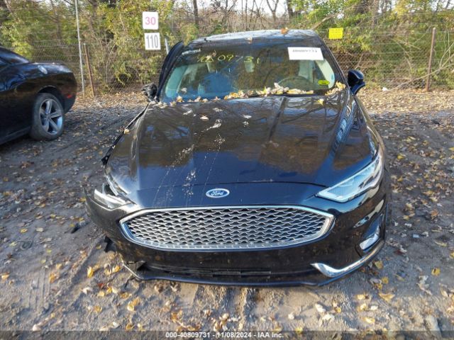 3FA6P0D91KR119036 Ford Fusion Titanium