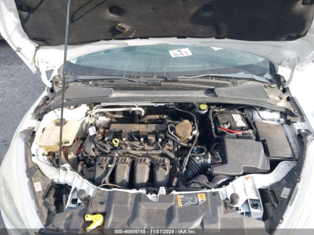 1FADP3F25FL226331 Ford FOCUS SE