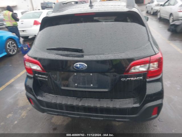4S4BSAFC8K3388070 Subaru Outback 2.5i Premium