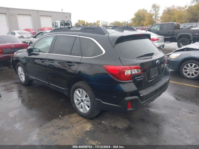 4S4BSAFC8K3388070 Subaru Outback 2.5i Premium