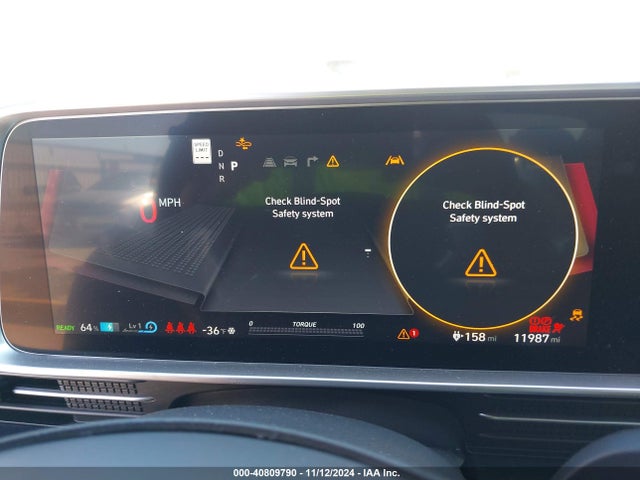 KMHM24AC2RA066998 Hyundai Ioniq 6 Se