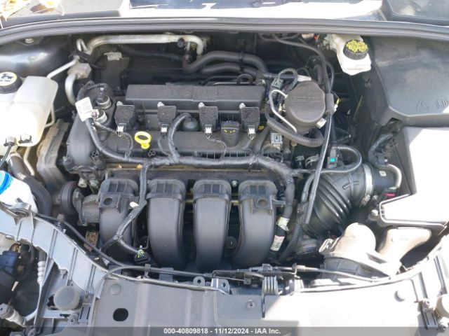 1FADP3F24JL272306 Ford FOCUS SE