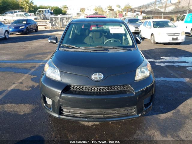 JTKKUPB40E1042359 Scion XD