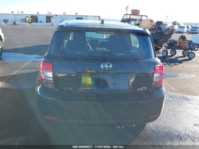 JTKKUPB40E1042359 Scion XD