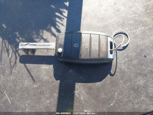 KIA SOUL + 2018 KNDJP3A5XJ7586663 Image 11