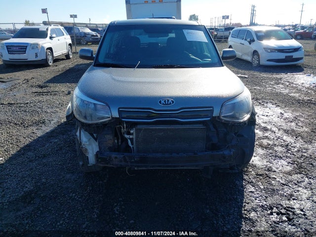 KIA SOUL + 2018 KNDJP3A5XJ7586663 Image 12