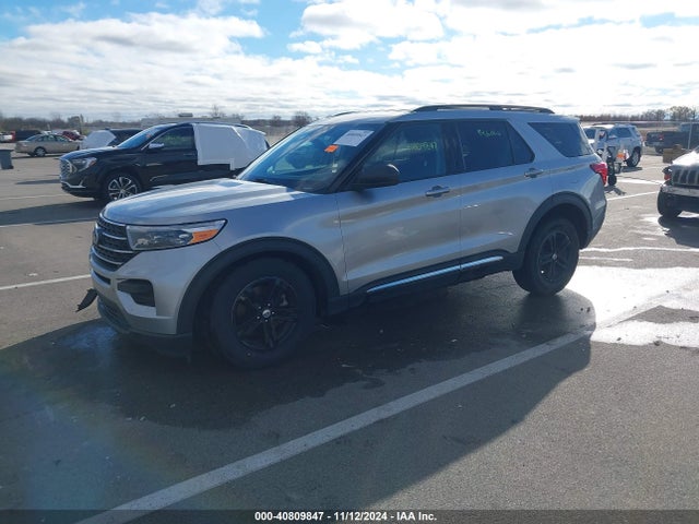 Ford EXPLORER XLT 2021 1FMSK8DH0MGA59981 Image 2