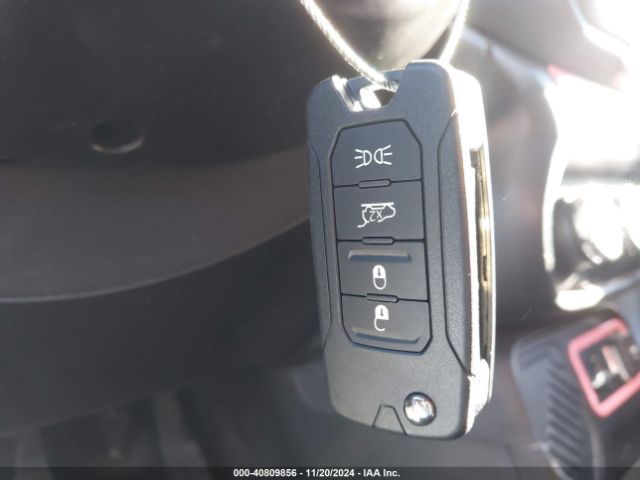 ZACCJABT0FPB55117 Jeep Renegade Latitude