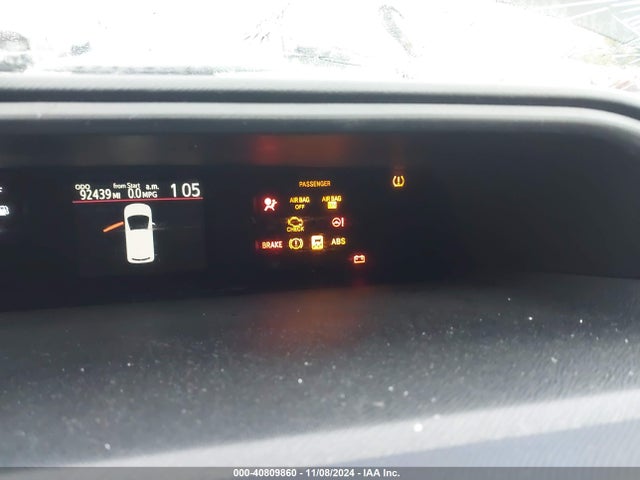 JTDKDTB30G1120004 Toyota Prius C Two