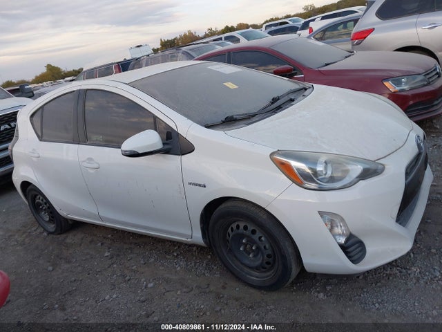 JTDKDTB35G1126185 Toyota Prius C Two