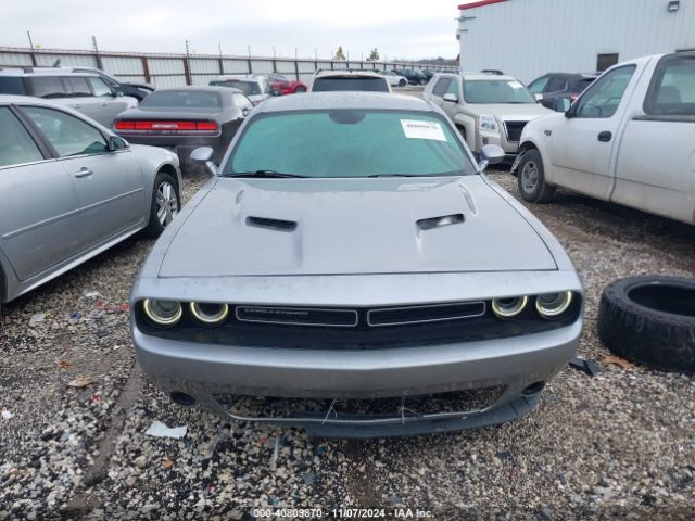 2C3CDZAG8FH715831 Dodge Challenger Sxt