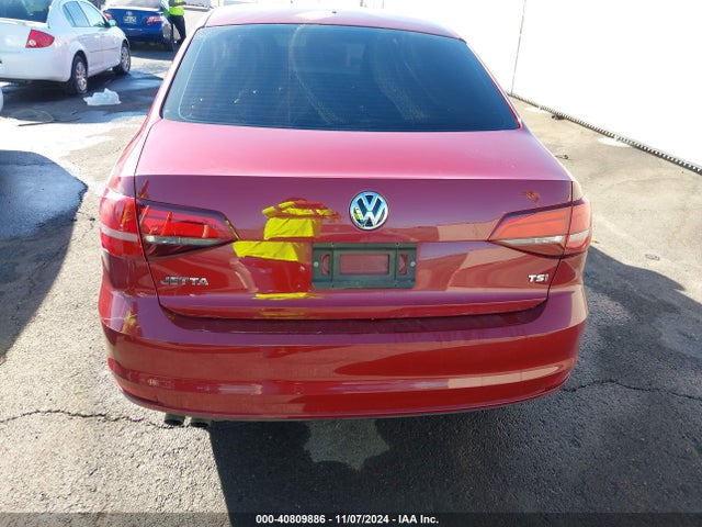 3VW267AJ8GM229618 Volkswagen Jetta 1.4t S
