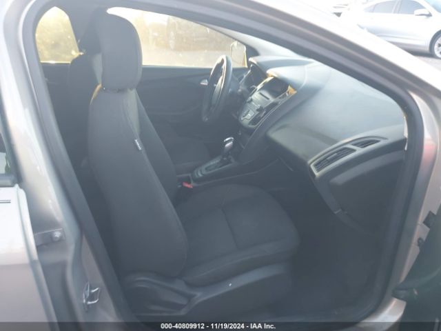 1FADP3K26GL276615 Ford FOCUS SE