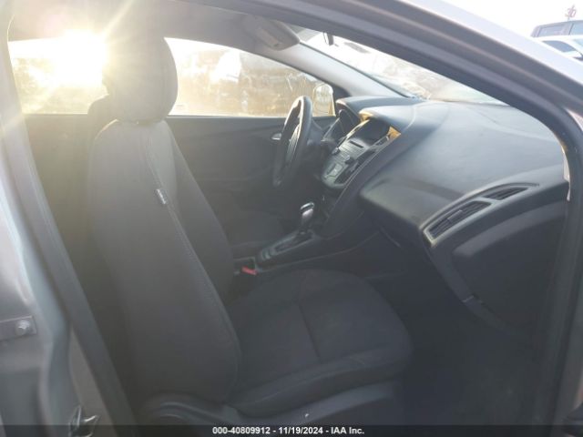 1FADP3K26GL276615 Ford FOCUS SE