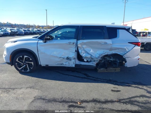 JA4J4TA83NZ041623 Mitsubishi Outlander Es 2.5