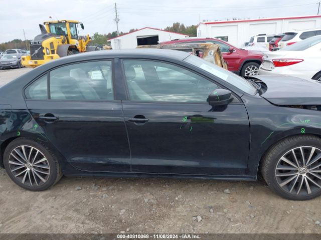 3VWD17AJ5GM232385 Volkswagen Jetta 1.8t Sport
