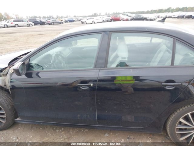 3VWD17AJ5GM232385 Volkswagen Jetta 1.8t Sport