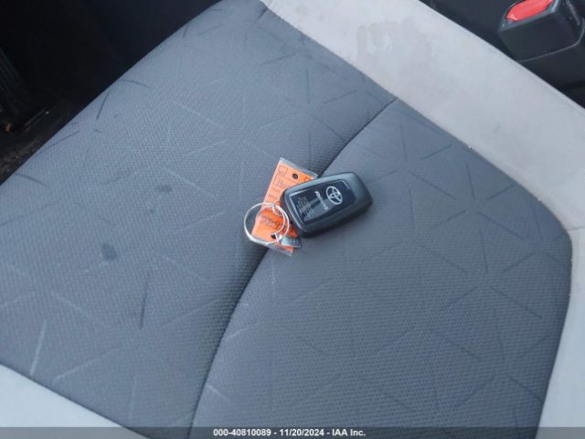 2T3P1RFV7PW378888 Toyota Rav4 Xle