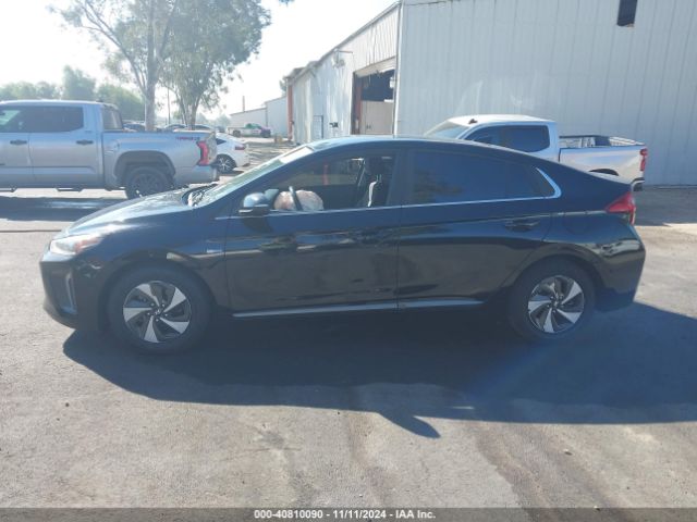 KMHC75LC5HU039873 Hyundai Ioniq Hybrid Sel