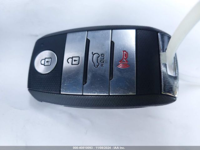 KNDCB3LC6J5153484 KIA NIRO LX