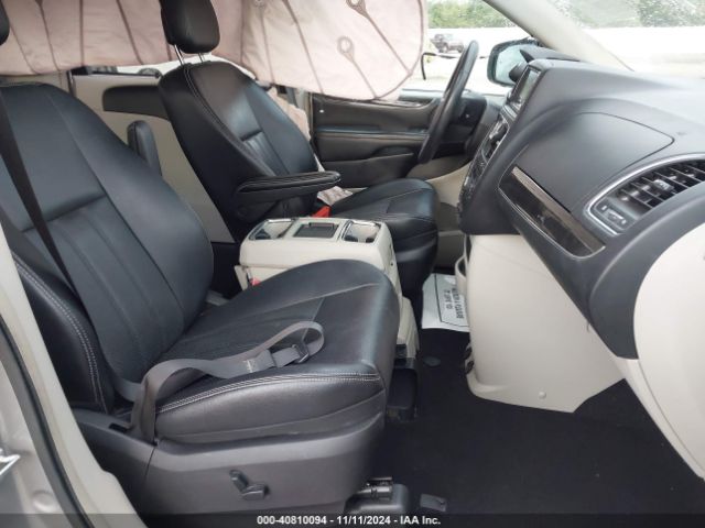 2C4RC1CG8FR638668 Chrysler Town & Country Touring-l