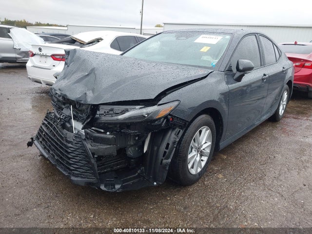 Toyota CAMRY LE 2025 4T1DAACK2SU540068 Image 2