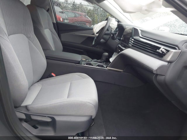 Toyota CAMRY LE 2025 4T1DAACK2SU540068 Image 5