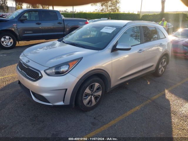 KNDCB3LC5K5233375 KIA NIRO LX