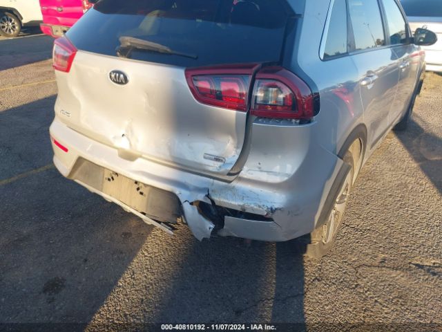 KNDCB3LC5K5233375 KIA NIRO LX