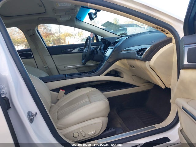 3LN6L2G9XER822406 Lincoln MKZ