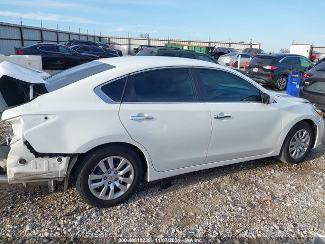 Nissan Altima 2.5 S 2017 1N4AL3AP2HC160308 Image 14