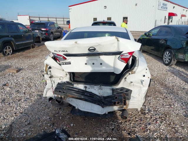 Nissan Altima 2.5 S 2017 1N4AL3AP2HC160308 Image 17