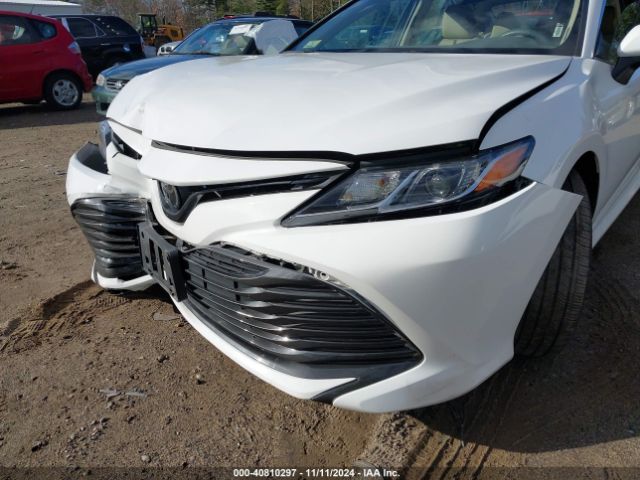4T1B11HK2JU113522 Toyota CAMRY LE