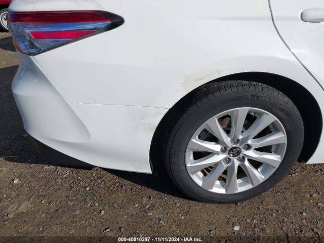 4T1B11HK2JU113522 Toyota CAMRY LE