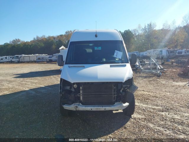 WD3PE8CD1JP625894 Mercedes-Benz Sprinter 2500 High Roof V6
