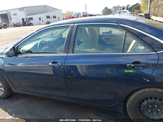 4T1BD1FK9FU157888 Toyota Camry Hybrid Le