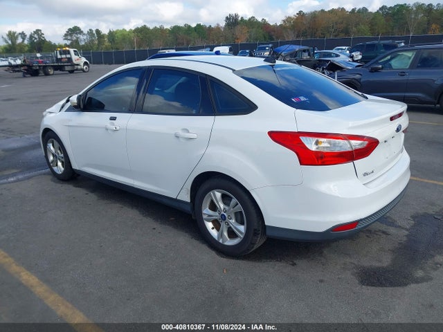 Ford FOCUS SE 2014 1FADP3F26EL367634 Image 3