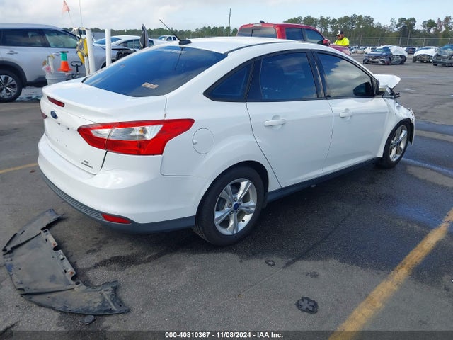 Ford FOCUS SE 2014 1FADP3F26EL367634 Image 4
