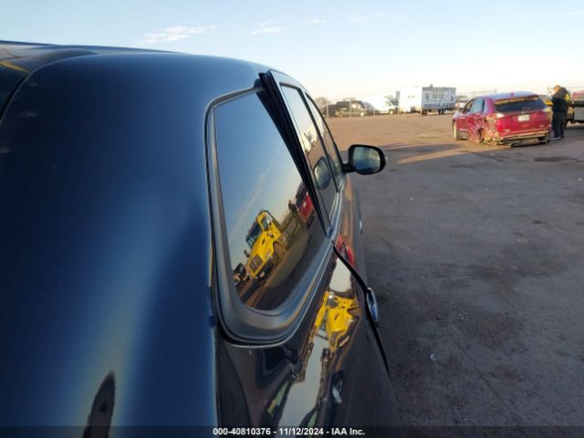 JA4AZ3A34HZ051202 Mitsubishi Outlander Se