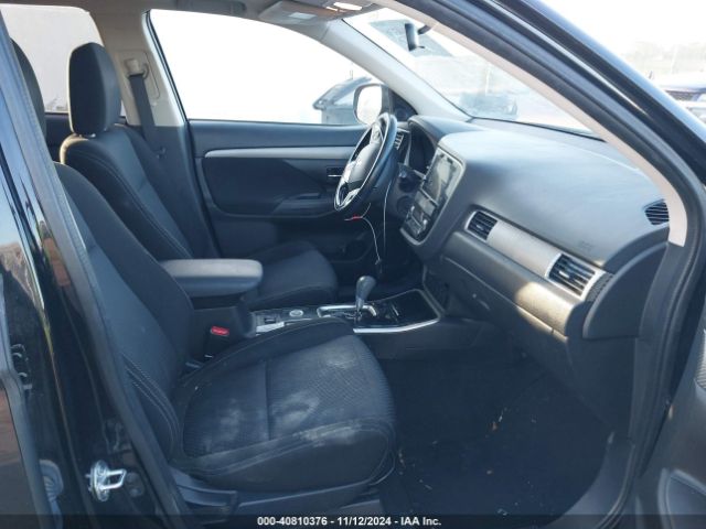JA4AZ3A34HZ051202 Mitsubishi Outlander Se