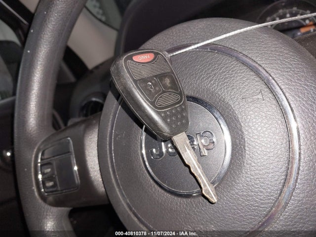 1C4NJPBA4GD527558 Jeep Patriot Sport