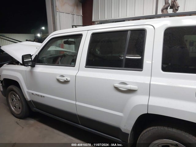 1C4NJPBA4GD527558 Jeep Patriot Sport
