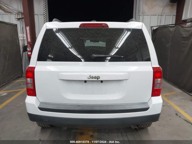 1C4NJPBA4GD527558 Jeep Patriot Sport