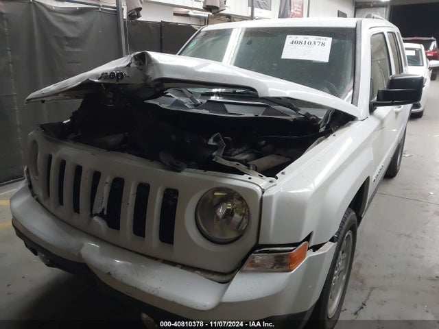 1C4NJPBA4GD527558 Jeep Patriot Sport