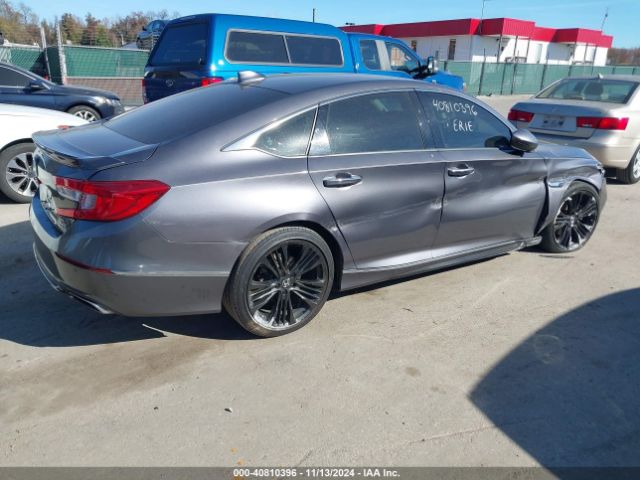 1HGCV2F94JA026162 Honda Accord Touring 2.0t