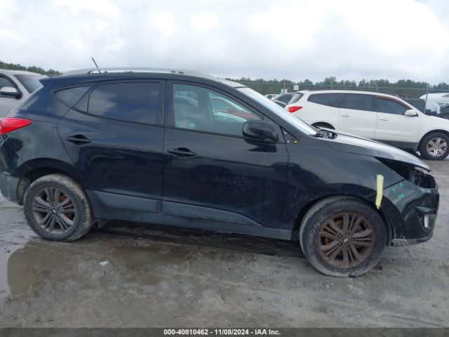 KM8JU3AGXFU112226 Hyundai TUCSON SE