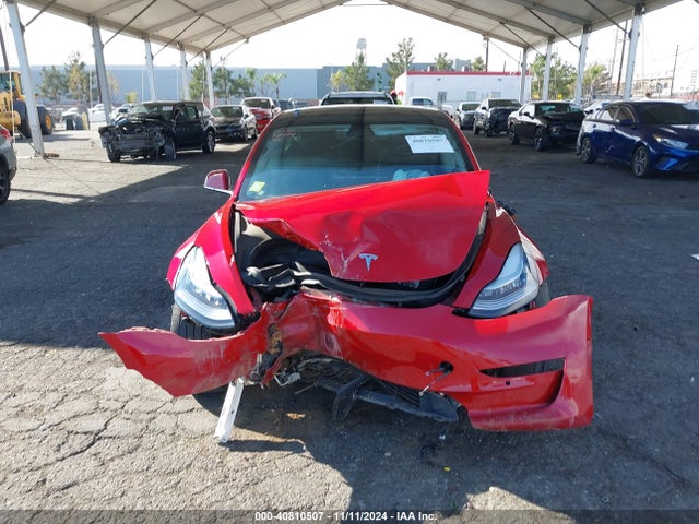 Tesla Model 3 Long Range/performance 2019 5YJ3E1EB6KF442073 Image 11