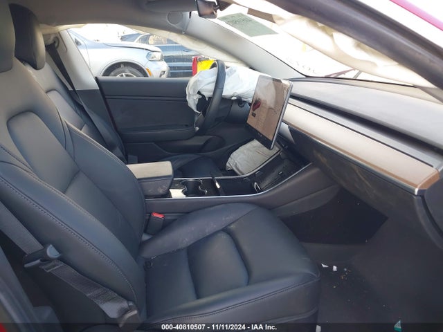 2019 TESLA MODEL 3 5YJ3E1EB6KF442073 Photo 4