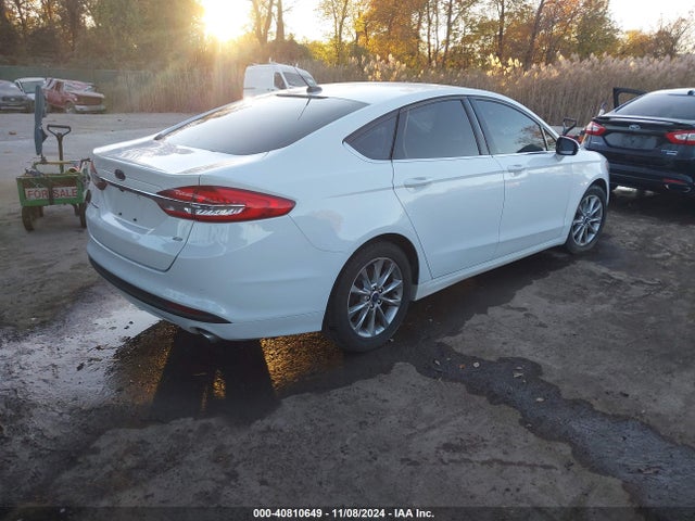 Ford FUSION SE 2017 3FA6P0H72HR144769 Image 4